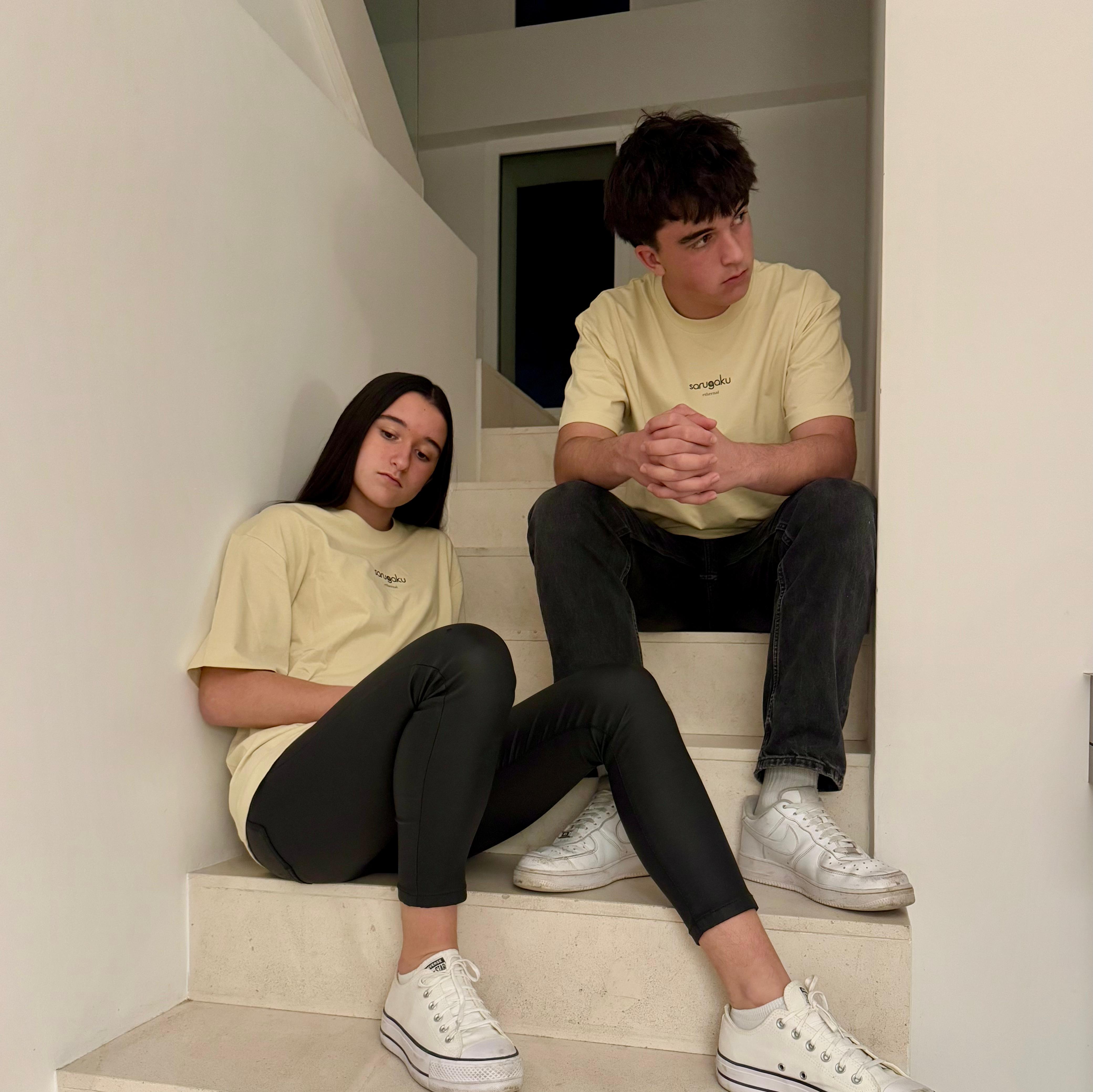 CREAM SARUGAKU TENNIS T-SHIRT